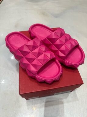 Valentino Garavani Pink Pyramid-Stud Slide Sandals
